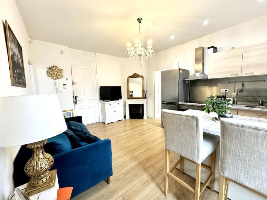 Lumineux Appartement Deux Pieces Nice Luaran gambar