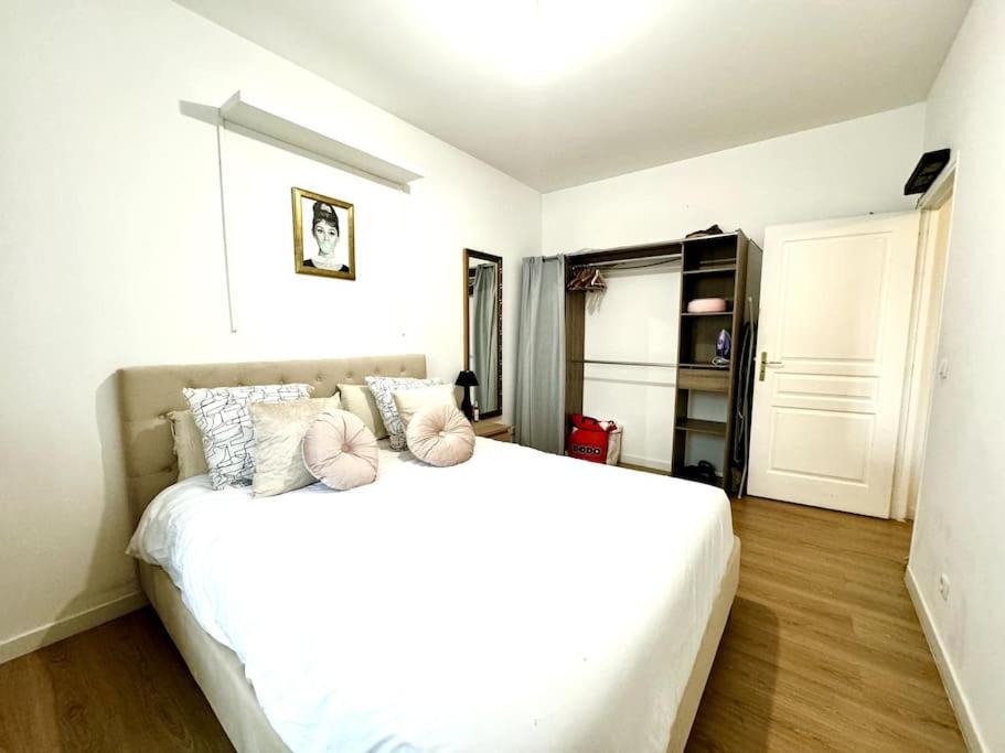 Lumineux Appartement Deux Pieces Nice Luaran gambar